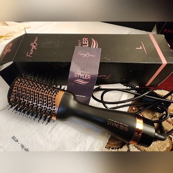 Hair drying brush - Picture 2 of 2